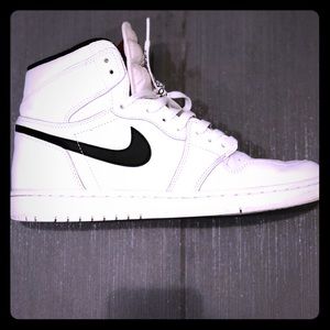 AIR JORDAN 1 RETRO HIGH ‘YIN YANG’